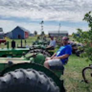 Meet your Posher, Joey